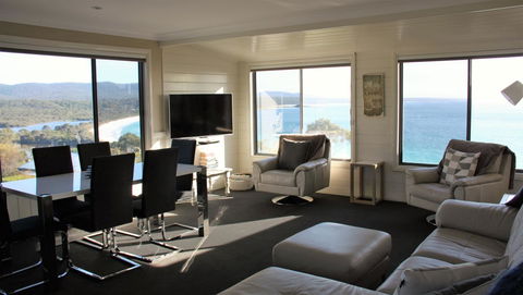 SEA EAGLE COTTAGE Amazing Views Of Bay Of Fires - Goulburn Accommodation 21