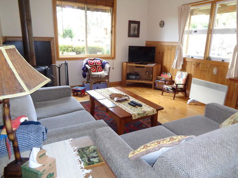 Post House Cottage - Goulburn Accommodation 6