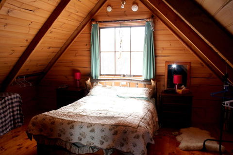 Cradle Mountain Love Shack - Goulburn Accommodation 2