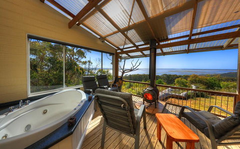 Island View Spa Cottage - Goulburn Accommodation 6