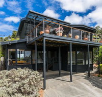 NICHE ON NOBLE - Ever Changing Vista - Goulburn Accommodation