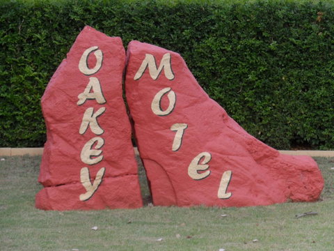 Oakey Motel - Goulburn Accommodation 0