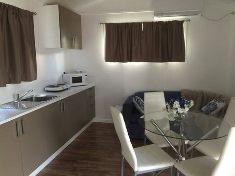 Oakridge Motel Tourist Park - Goulburn Accommodation 3