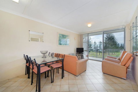 Ocean Court 8 13 Lord Street - Goulburn Accommodation 2