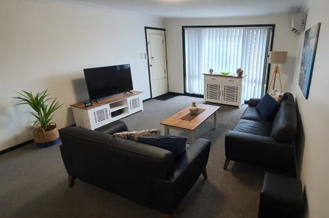 Ocean Pearl Villa - Goulburn Accommodation 1