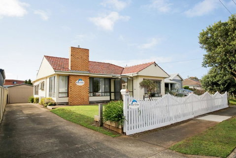 Ocean Views - Goulburn Accommodation 0