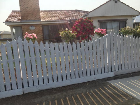 Ocean Views - Goulburn Accommodation 1
