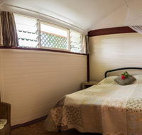 On The Wallaby Lodge - Goulburn Accommodation