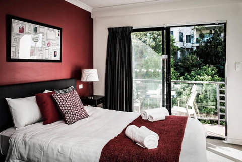 One Bedroom Apt Near Perth CBD With Parking - Goulburn Accommodation 0