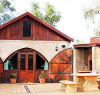 Outback Cellar  Country Cottage - Goulburn Accommodation