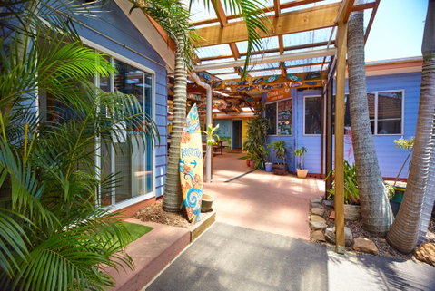 Ozzie Pozzie Backpackers - Port Macquarie YHA - Goulburn Accommodation 0