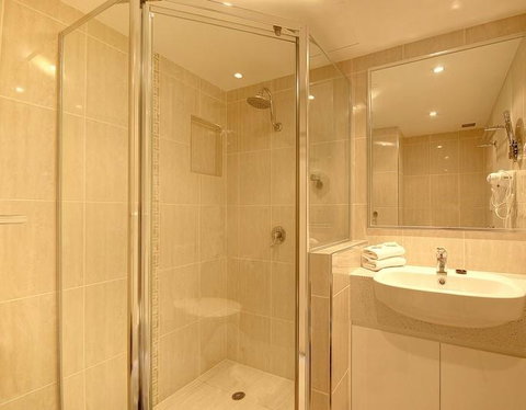 Pacific Surf Absolute Beachfront Apartments - Goulburn Accommodation 1