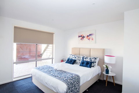 Paradise Waters - Yarrawonga - Goulburn Accommodation 2