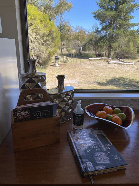 Pear Tree Cottage At Amiens - Goulburn Accommodation 1