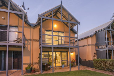 Peppabay - Goulburn Accommodation 0
