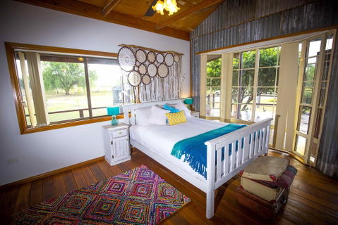 Peppercorn Cabin - Goulburn Accommodation 3