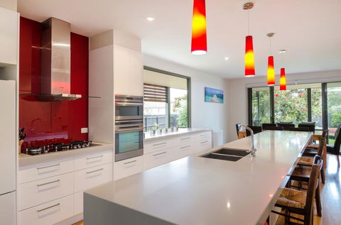 PIER 55 - DROMANA... - Goulburn Accommodation 1