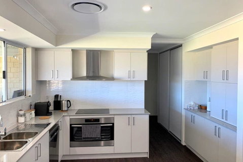 Pinnacle Retreat - Goulburn Accommodation 0