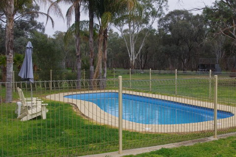 Pioneer Tourist Park - Goulburn Accommodation 1