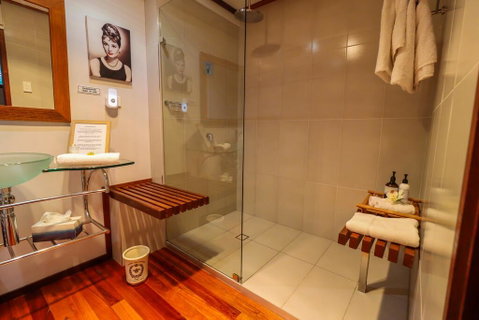 PK Illusions - Goulburn Accommodation 1