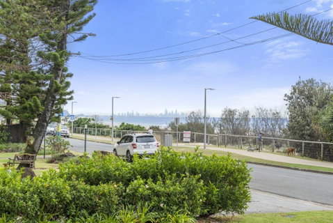 POINTVIEW LODGE, UNIT 1 - Goulburn Accommodation 3