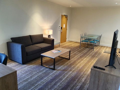 Porter's Plainland Hotel - Goulburn Accommodation 2