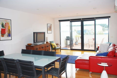 POSITION PERFECT CENTRAL INVERLOCH - Goulburn Accommodation 0