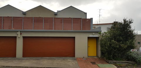 POSITION PERFECT CENTRAL INVERLOCH - Goulburn Accommodation 1