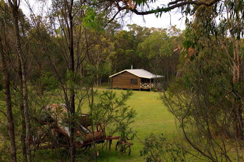 Possum's Hollow And Hooter's Hut - Goulburn Accommodation 0