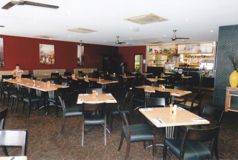 PRECINCT HOTEL GLADSTONE - Goulburn Accommodation 3