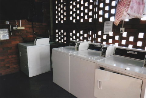 PRECINCT HOTEL GLADSTONE - Goulburn Accommodation 1
