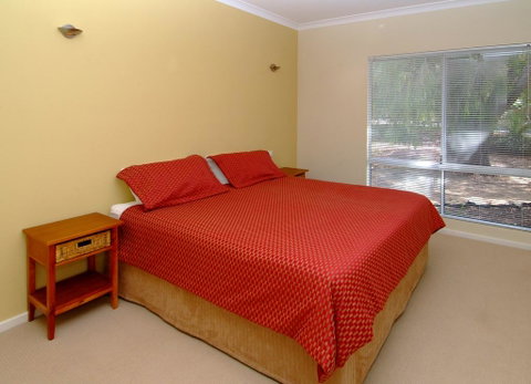 Purple Patch - Goulburn Accommodation 3