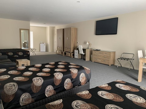Quality Hotel Sherbourne Terrace - Goulburn Accommodation 3
