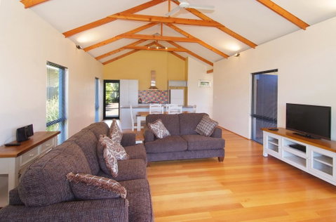 Quiet Cottage - Goulburn Accommodation 2