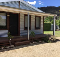 Rail Trail Cottage - Goulburn Accommodation