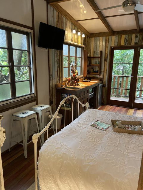 Rain Forest Gem - Goulburn Accommodation 3