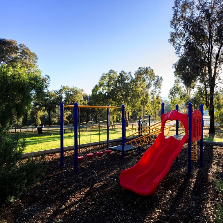 Lost River NSW Goulburn Accommodation