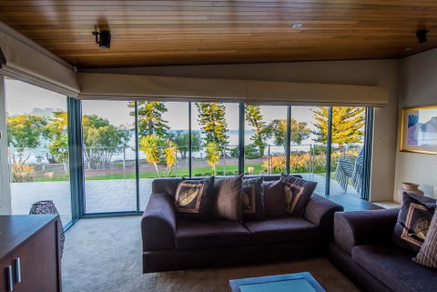 Regency Beach Club - Goulburn Accommodation 3
