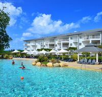 RESORT ON THE BEACH 2214/2215 - Goulburn Accommodation