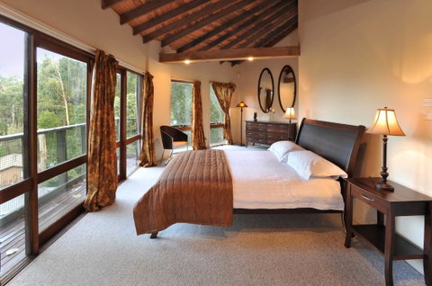 Risehill House - Goulburn Accommodation 1