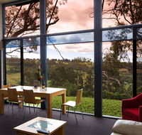 River Vineyard Retreat - Goulburn Accommodation