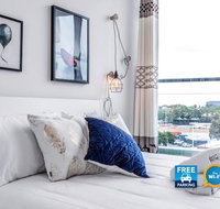Riverside Living in Portside Wharf Hamilton - Goulburn Accommodation