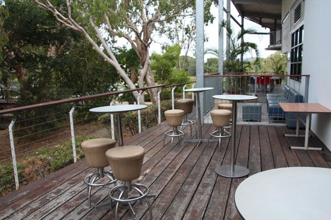 Riverview Tavern - Goulburn Accommodation 2