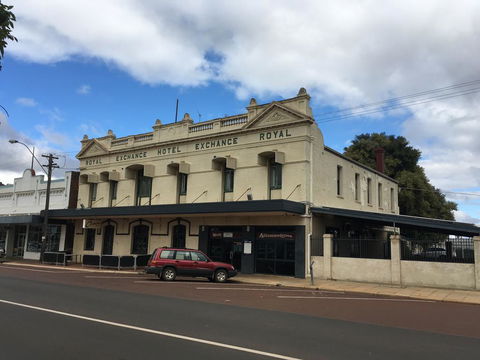 Royal Exchange Hotel - Goulburn Accommodation 0