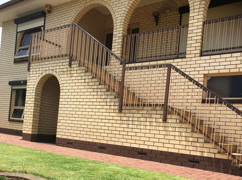 SA House - Goulburn Accommodation 1