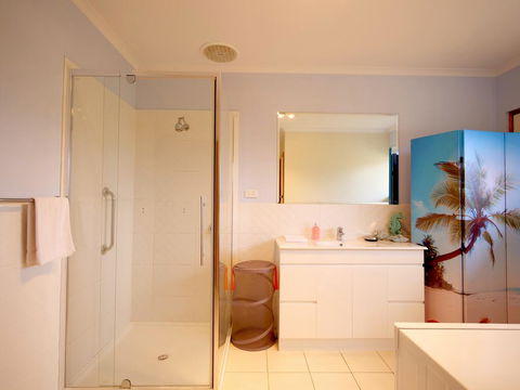 Salty Air Apartments Kingscote Kangaroo Island - Goulburn Accommodation 1