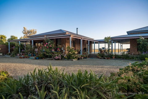Sanctuary@Waratah - Goulburn Accommodation 0