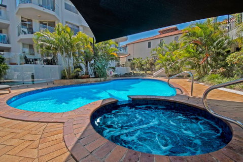 Sandcastles On Currumbin Beach - Goulburn Accommodation 1