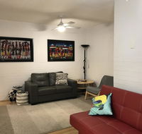 Santa Monica Apartment - Goulburn Accommodation
