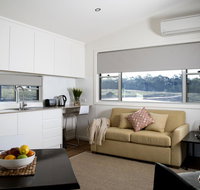 Savannah Cabins Taronga Western Plains Zoo - Goulburn Accommodation
